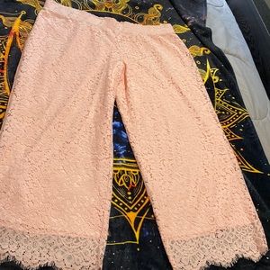 NWOT ladies pants size 16